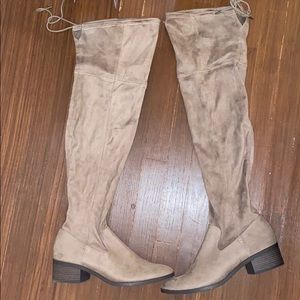 Size 10 Women’s boots